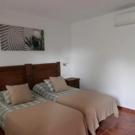 Mesón El Pozuelo Apartahotel