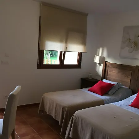 Mesón El Pozuelo Apartahotel *